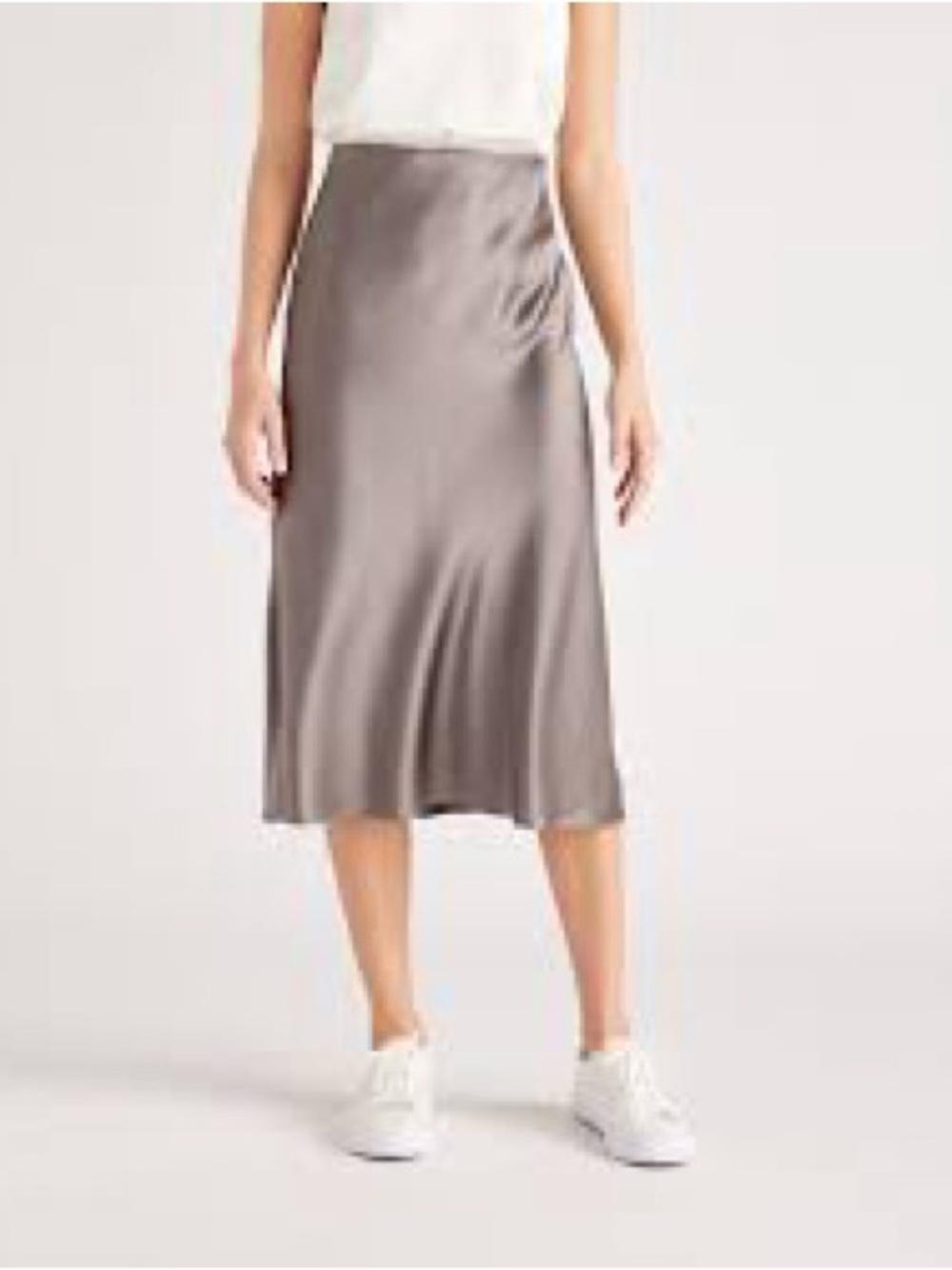 Quince satin skirt size L